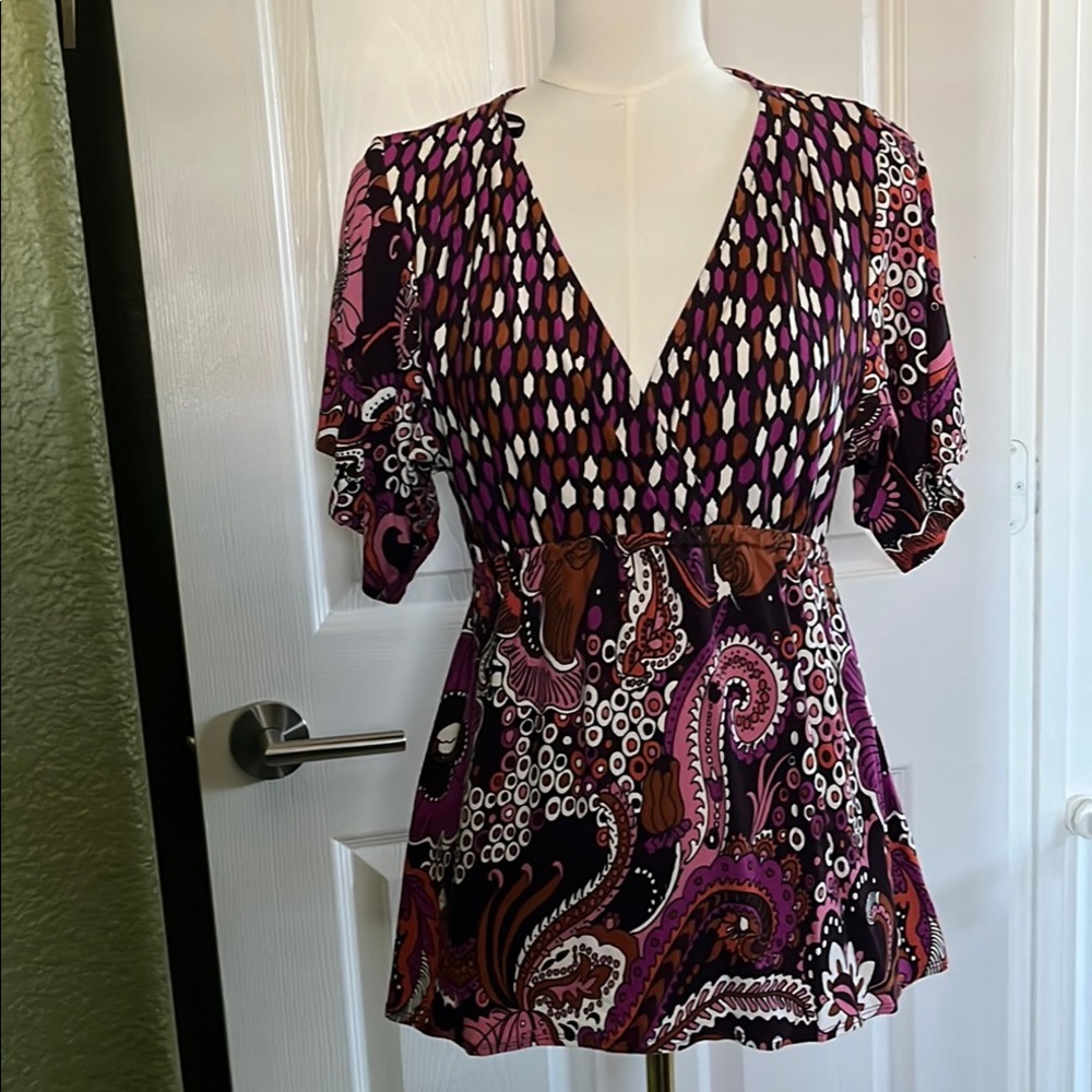 One West New Paisley V-Neck Blouse
